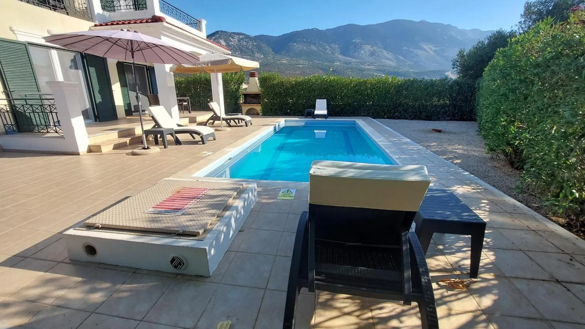 Villa Petra In Karavados